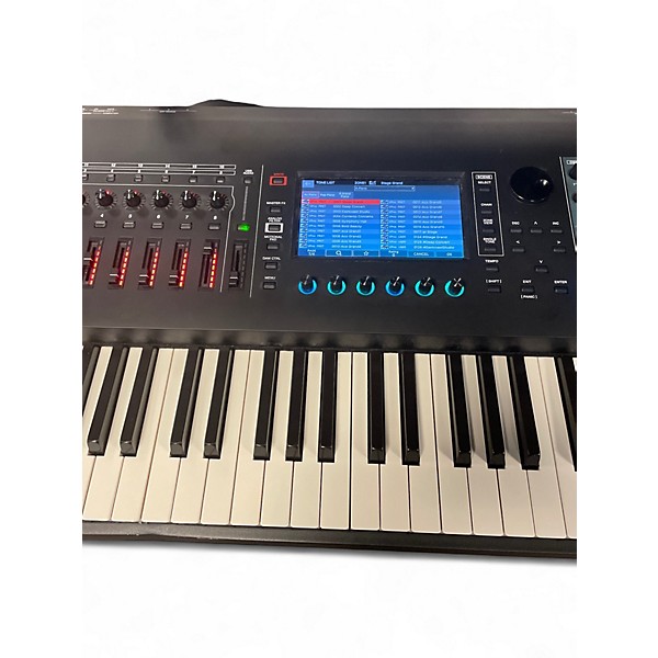 Used Roland Fantom 8 Keyboard Workstation