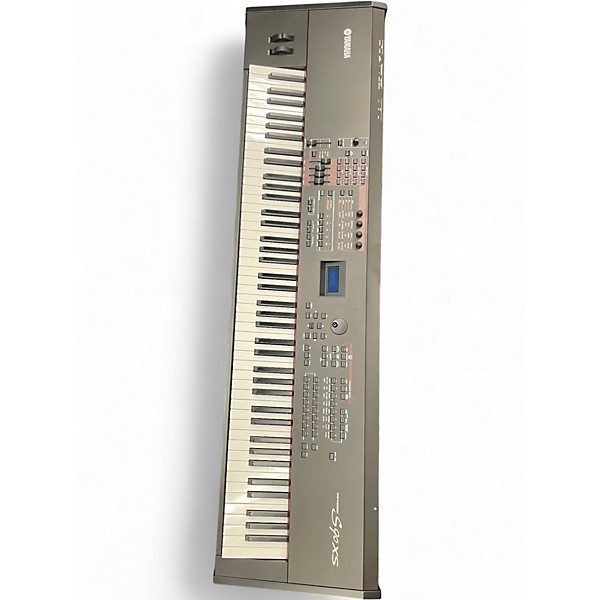 Used Yamaha S90XS 88 Key Synthesizer