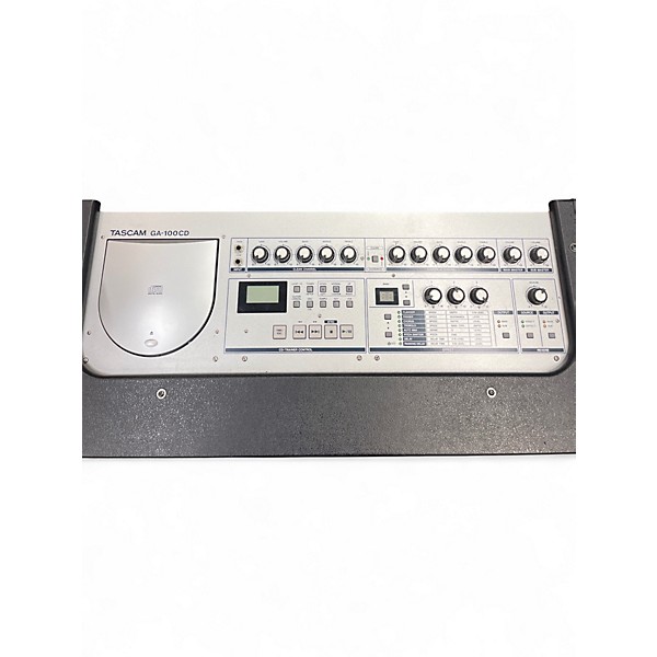 Used Tascam GA100-CD Guitar Cabinet