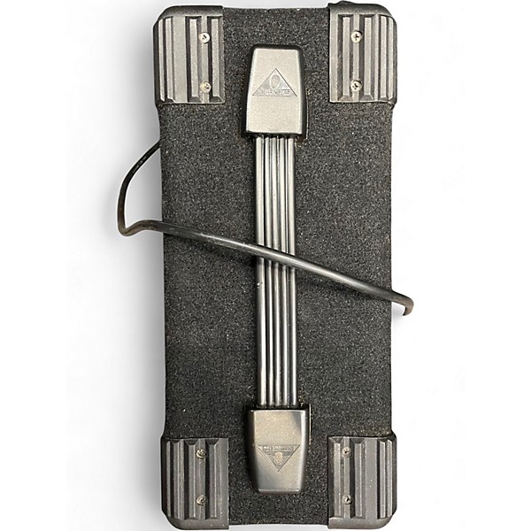 Used Behringer BX3000T Ultrabass 300W Bass Amp Head