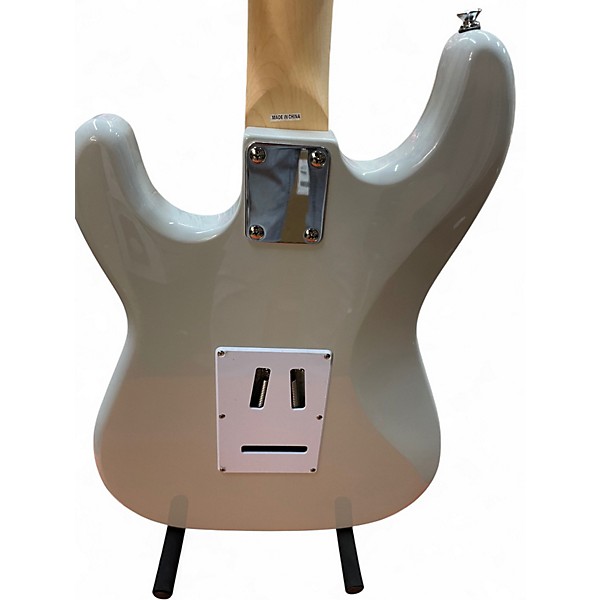 Used Kramer FOCUS VT-211S White Solid Body Electric Guitar