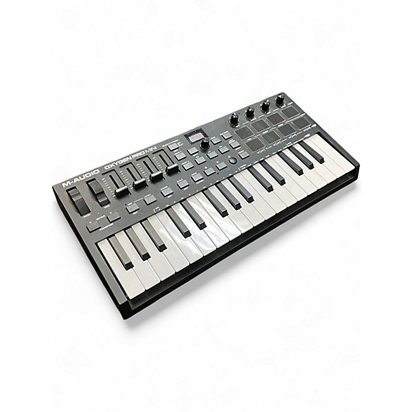 Used M-Audio oxygen pro mini