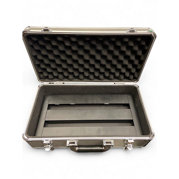 Used Pedaltrain Metro 16 Utility Case