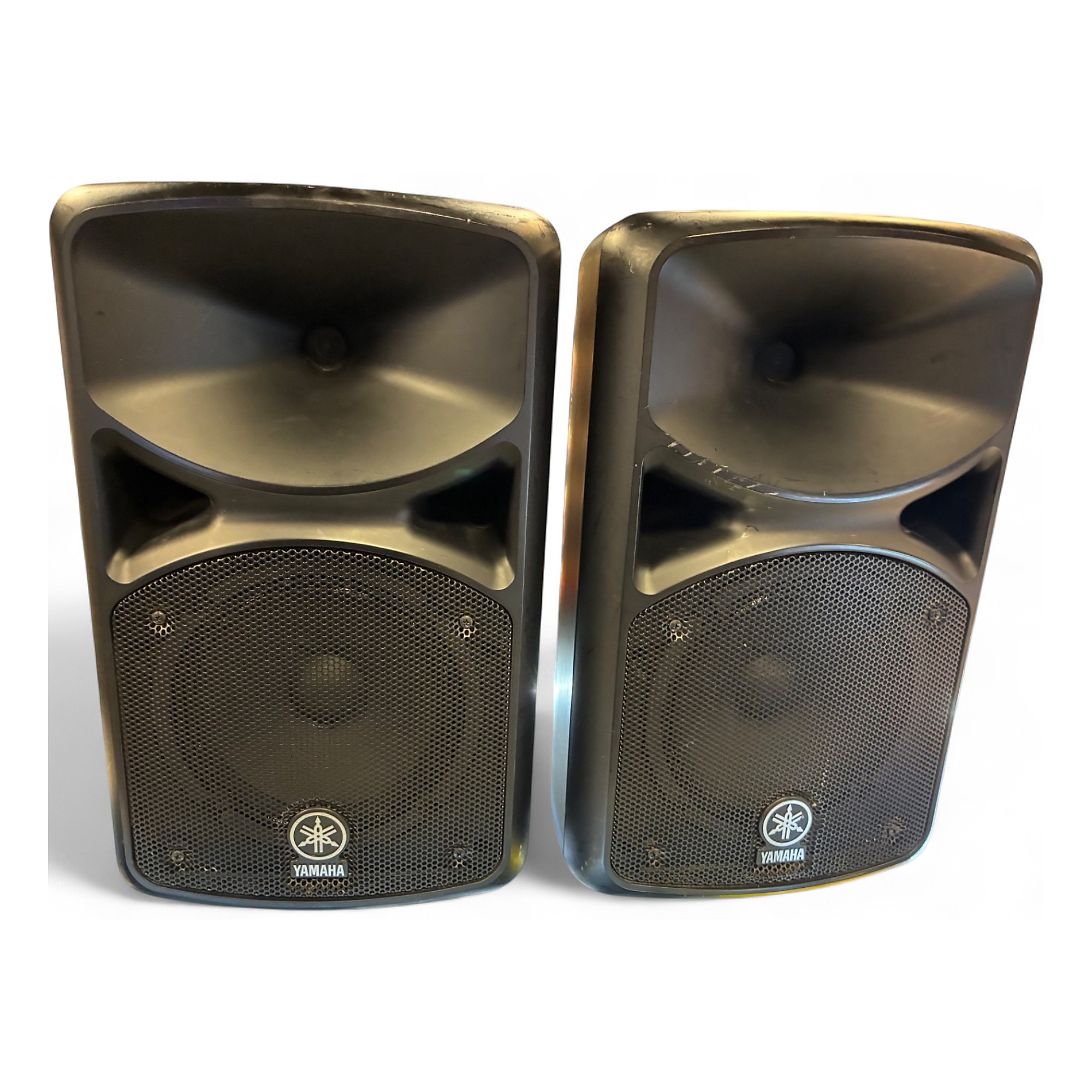 【ジャンク】YAMAHA STAGEPAS 400BT ノイズあり STAGEPAS 400BT/600BT - Overview - PA Systems - Professional Audio