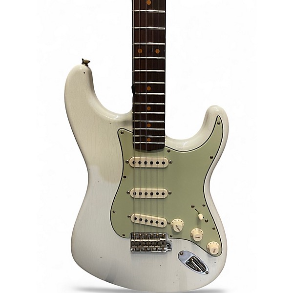 Used Fender 60s Stratocaster Journeyman Relic Alpine White Solid Body Electric Guitar