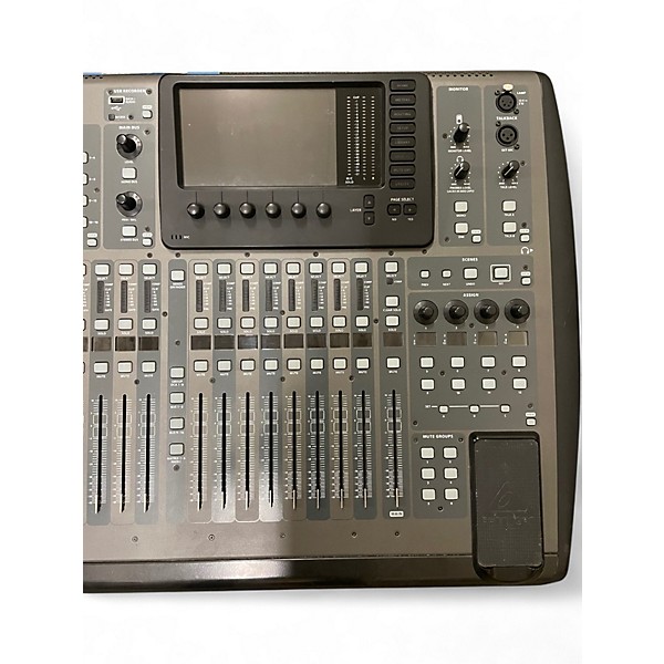Used Behringer x 32 Powered Mixer