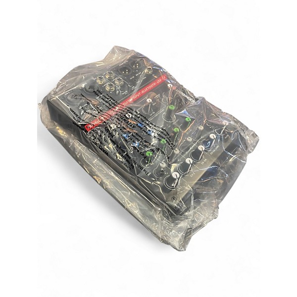 Used Harbinger LX8 Powered Mixer