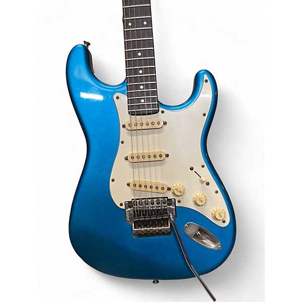 Vintage 1980s Fender ST-562 STRATOCASTER Blue Solid Body Electric Guitar
