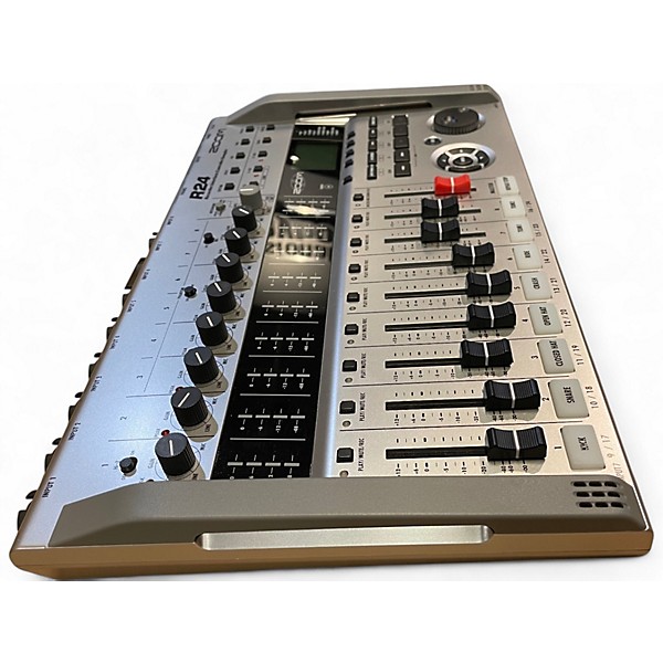 Used Zoom R20 MultiTrack Recorder