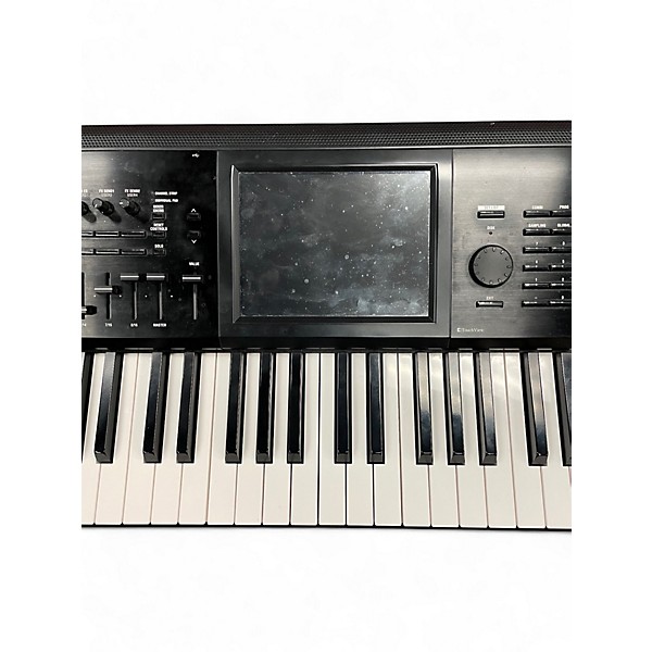Used KORG Kronos 2 Keyboard Workstation
