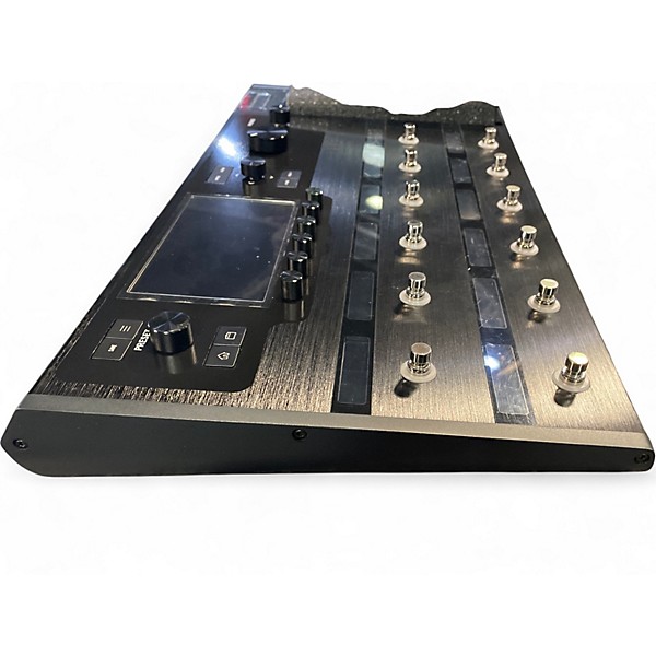 Used Line 6 HELIX X8184 Effect Processor