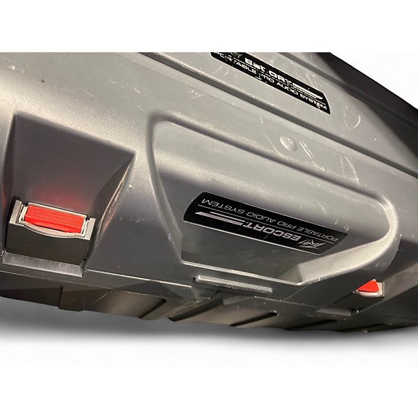 Used Peavey ESCORT 3000 Powered Speaker