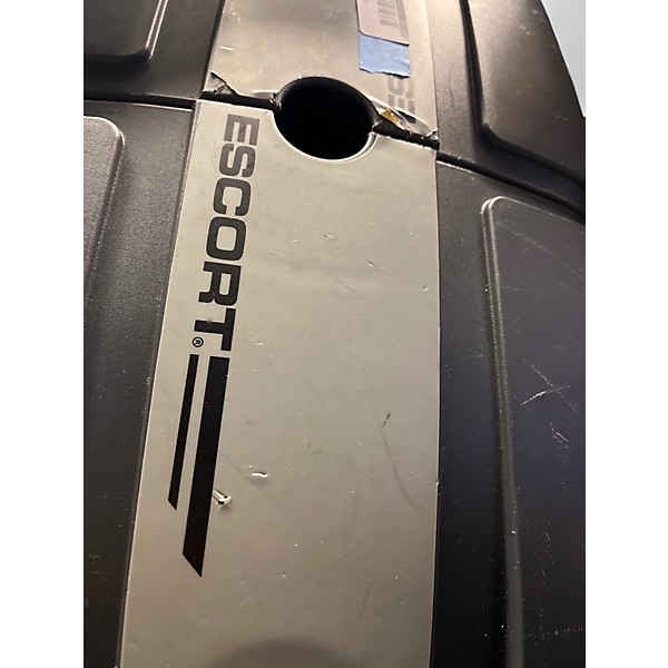 Used Peavey ESCORT 3000 Powered Speaker