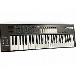 Used Novation launchkey 49 MKII MIDI Controller