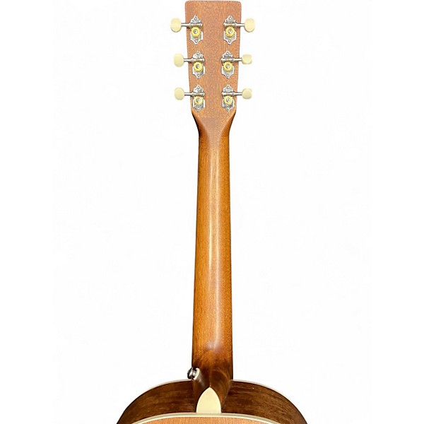 Used Art & Lutherie  Roadhouse Natural Acoustic Electric Guitar