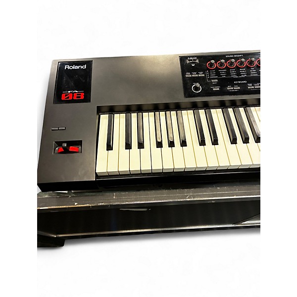 Used Roland FA08 Keyboard Workstation