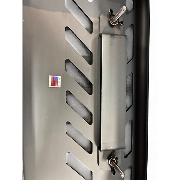 Used Gator GPB-BAK Pedal Board