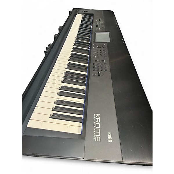 Used KORG Krome 88 Key Keyboard Workstation