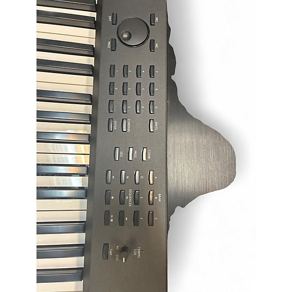 Used KORG Krome 88 Key Keyboard Workstation