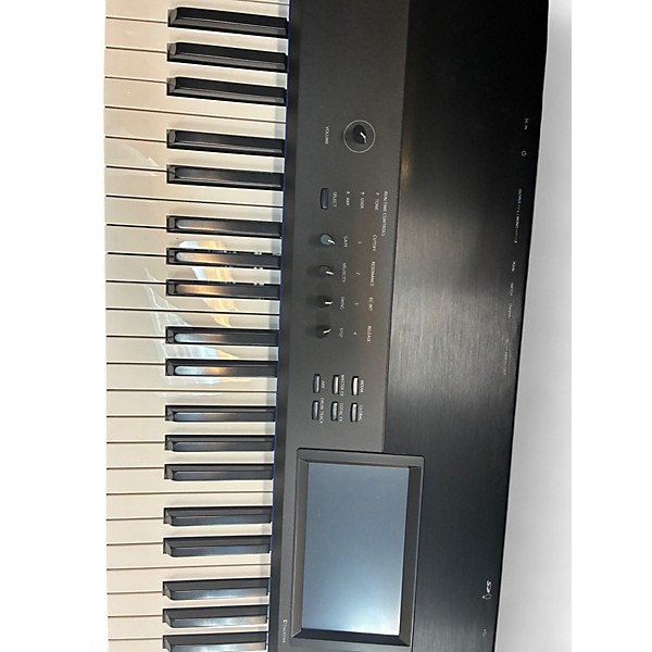 Used KORG Krome 88 Key Keyboard Workstation