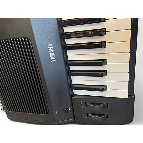 Used Yamaha P150 88 Key Stage Piano | Guitar Center
