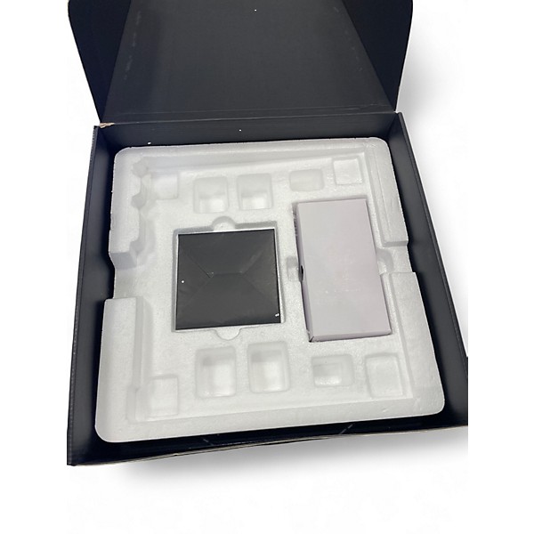 Used Native Instruments Maschine MK3 MIDI Controller