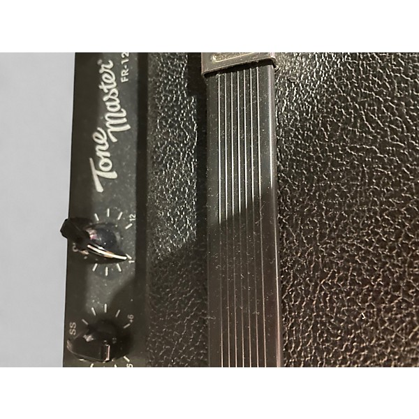 Used Fender FR12 Guitar Cabinet