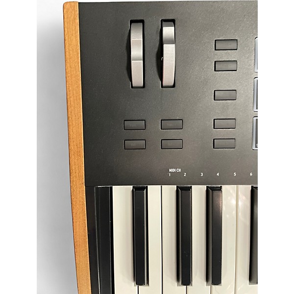 Used Arturia Keylab 88 mk3 MIDI Controller