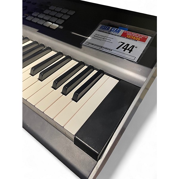 Used Roland Fantom S88 Keyboard Workstation