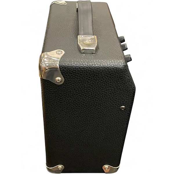 Used Fender SP 10 Battery Powered Amp