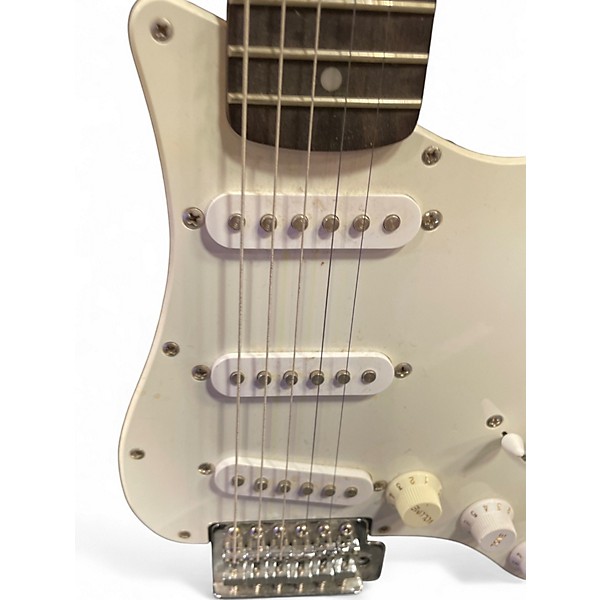 Used Squier Affinity Stratocaster Black Solid Body Electric Guitar