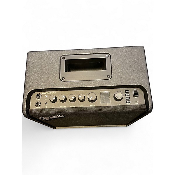 Used Fender Mustang LT25 Guitar Combo Amp