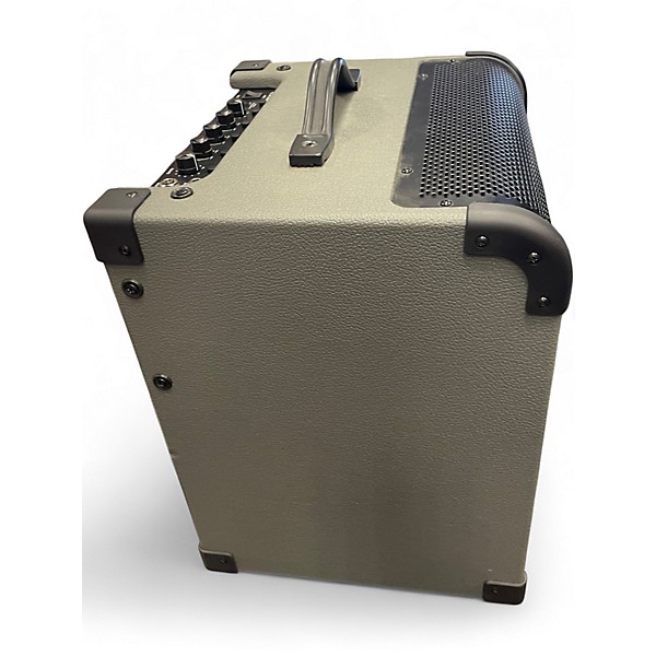 Used Peavey max 100 Bass Combo Amp