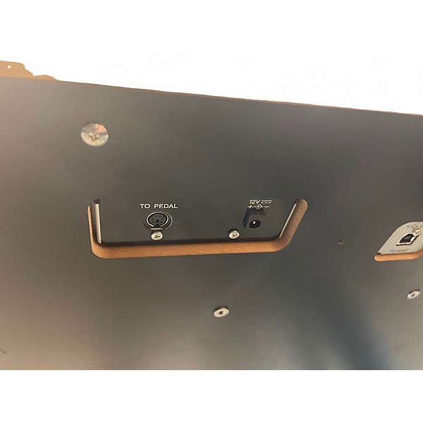 Used Yamaha Arius YDP-143 Digital Piano