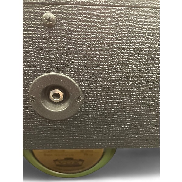 Used VOX V112NT Guitar Cabinet