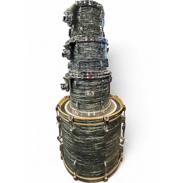 Used Pearl 4 Piece Export Series Silver Oyster Pearl Drum Kit