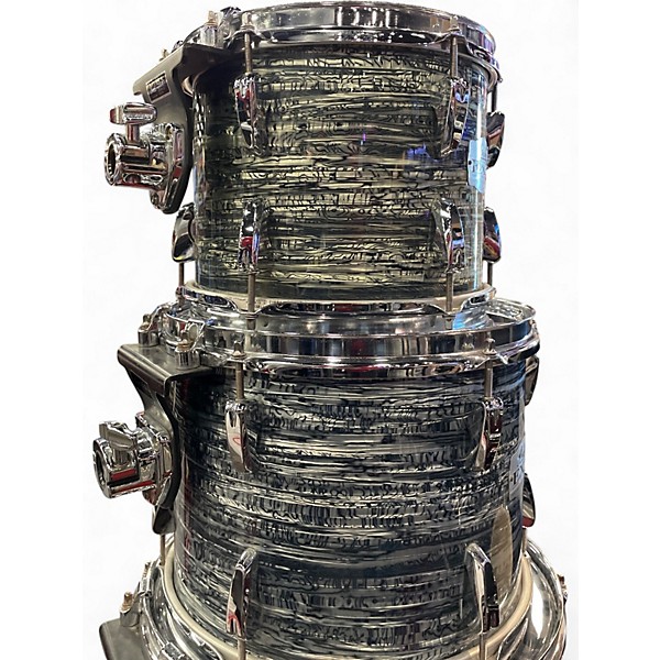 Used Pearl 4 Piece Export Series Silver Oyster Pearl Drum Kit