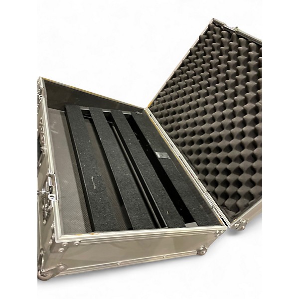 Used Pedaltrain PEDALTRAIN2 Pedal Board