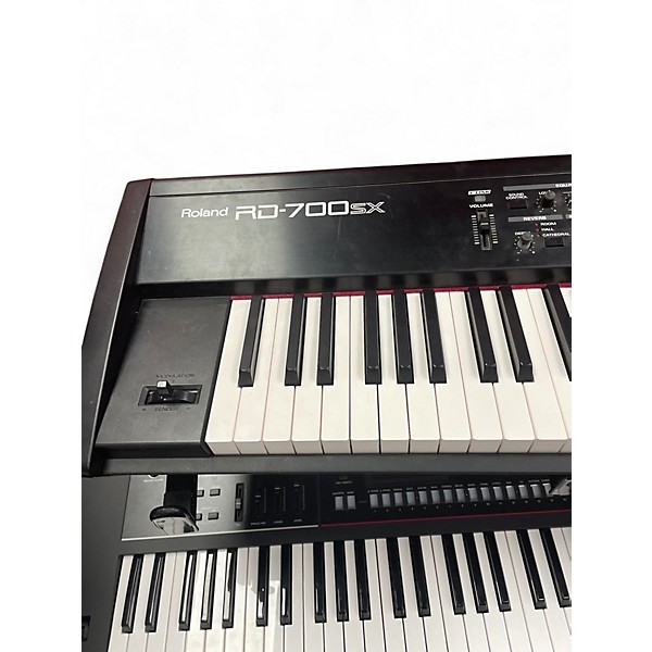 Used Roland RD700SX Keyboard Workstation