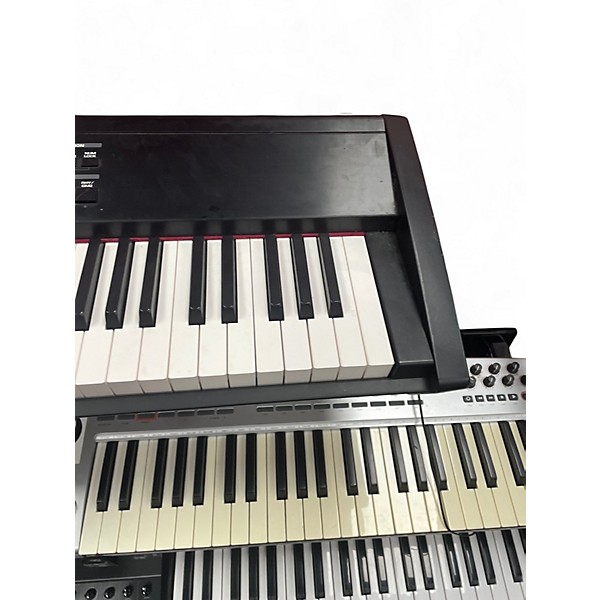 Used Roland RD700SX Keyboard Workstation