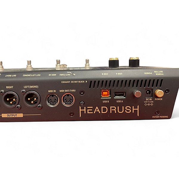 Used HeadRush CORE  Pedal Board