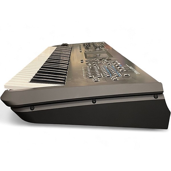 Used Yamaha Montage 61 Key Synthesizer