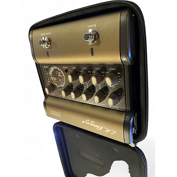 Used LR Baggs Venue DI Direct Box