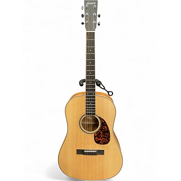 Used Larrivee SD40 Natural Acoustic Guitar