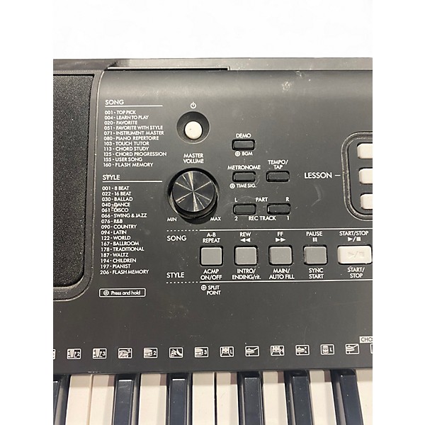Used Yamaha PSR-E375 Keyboard Workstation
