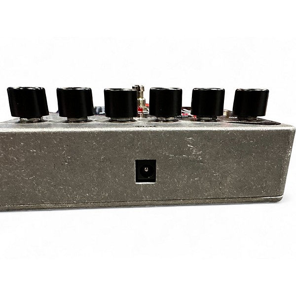 Used Electro-Harmonix Deluxe Memory Man Effect Pedal