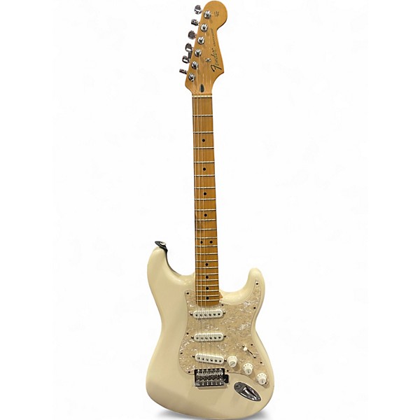 Used 2008 Fender Player Stratocaster Olympic White Solid Body Electric Guitar