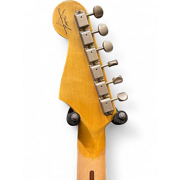 Used Fender Custom Shop 62 Reissue Stratocaster Relic 3 Color Sunburst Faded Aged Solid Body Electric Guitar