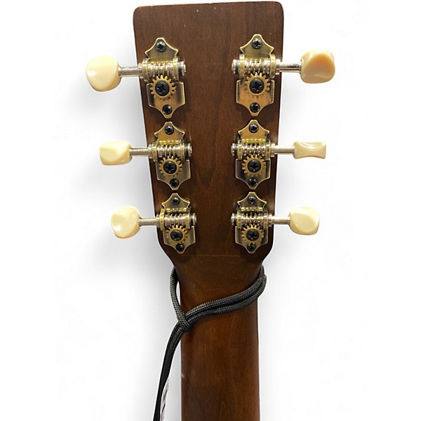 Used Art & Lutherie Roadhouse Tennesse Parlor Red Acoustic Electric Guitar