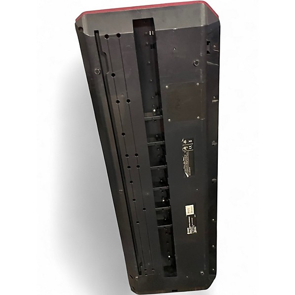 Used Yamaha MOXF6 61 Key Keyboard Workstation